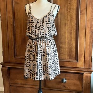Cute boho dress / aztec print / size medium